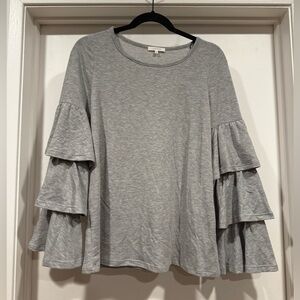 Women’s Pleione Heather Gray Tiered Sleeve Top